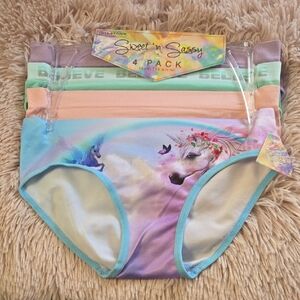 Brand New Child Sweet 'n Sassy Unicorn Bikini Panties Underwear Set Medium 10/12